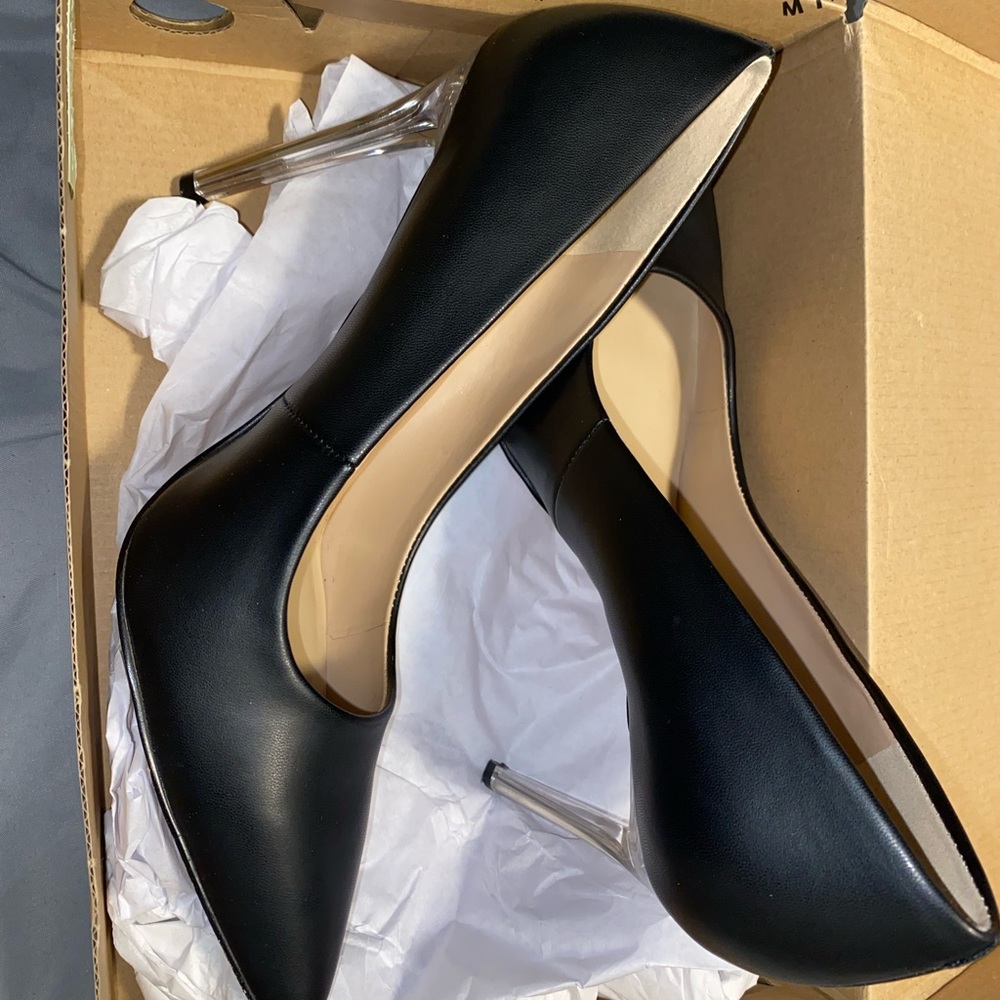 Mix no. 6 heels with clear heel